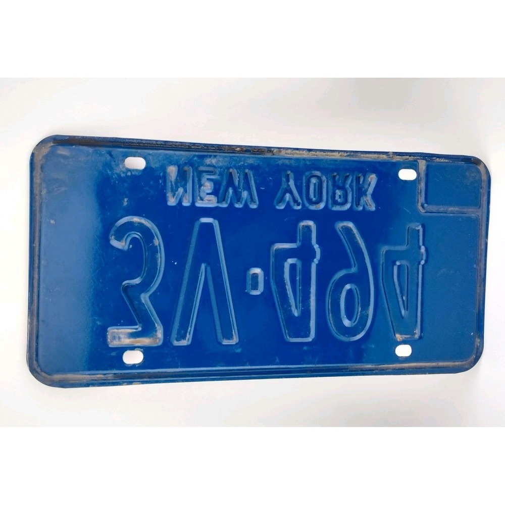 Vintage New‎ York 1968 Auto License Plate 3V-494 - Picture 2 of 4
